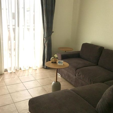 Harmonia At Gennadi Court Apartment Ngoại thất bức ảnh